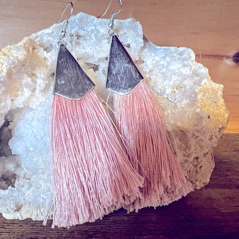 Baby pink w silver tone tassel earrings 3.5 in